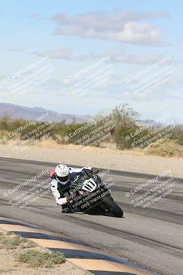 media/Nov-16-2025-Race Pace (Sun) [[8c5fa54630]]/Verified Riders/4-Turn 3 Inside (1050am)/